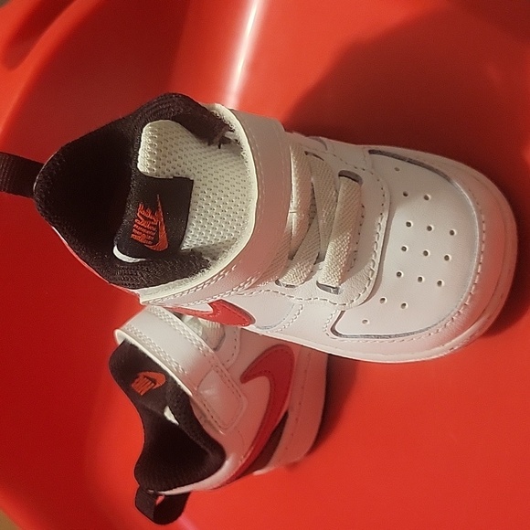 Nike/ Toddler Boroughs 4c - Picture 3 of 6